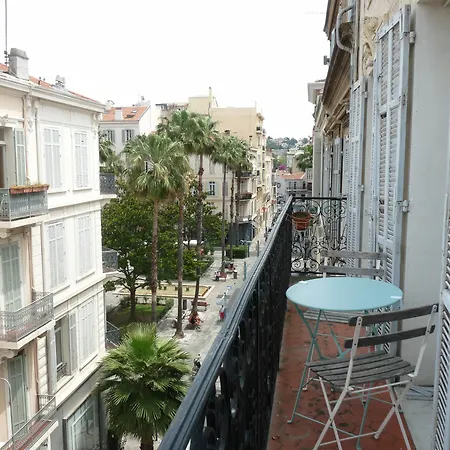 Lumiere Apartment